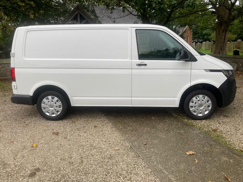 VOLKSWAGEN TRANSPORTER